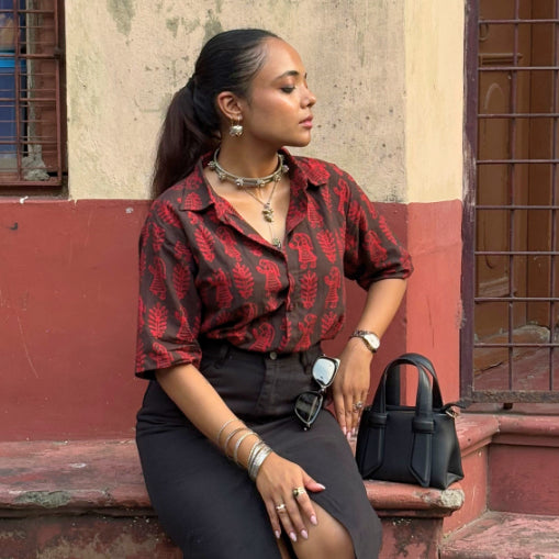 Modern Mitti Batik Unisex Shirt