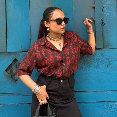 Modern Mitti Batik Unisex Shirt